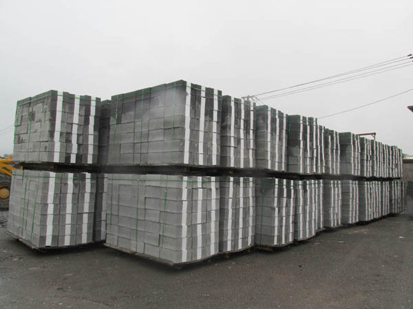 復合自保溫砌塊的切割方法 復合自保溫砌塊的切割方法